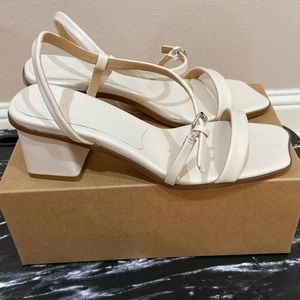 NWOT UO Ellie Strappy Heel in Ivory